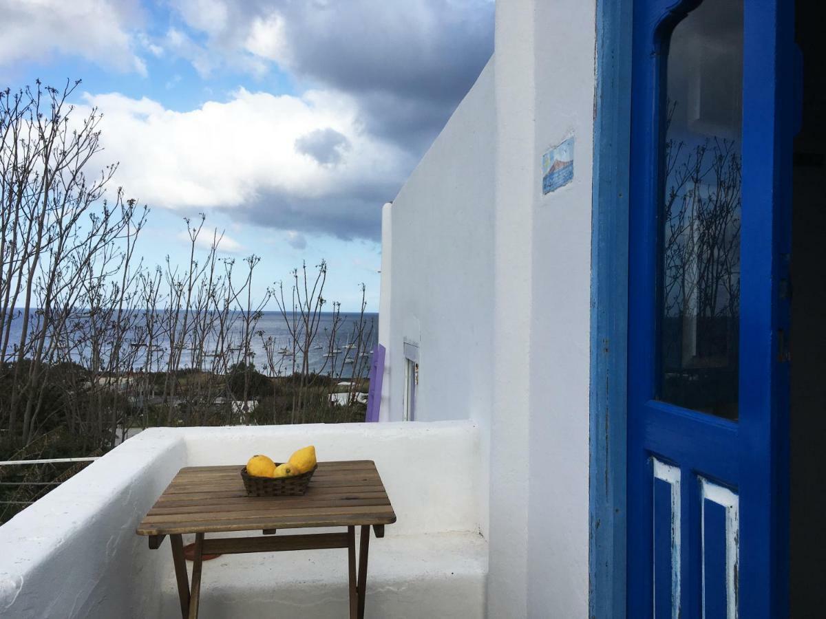 Le Case Del Capitano Stromboli Exterior photo